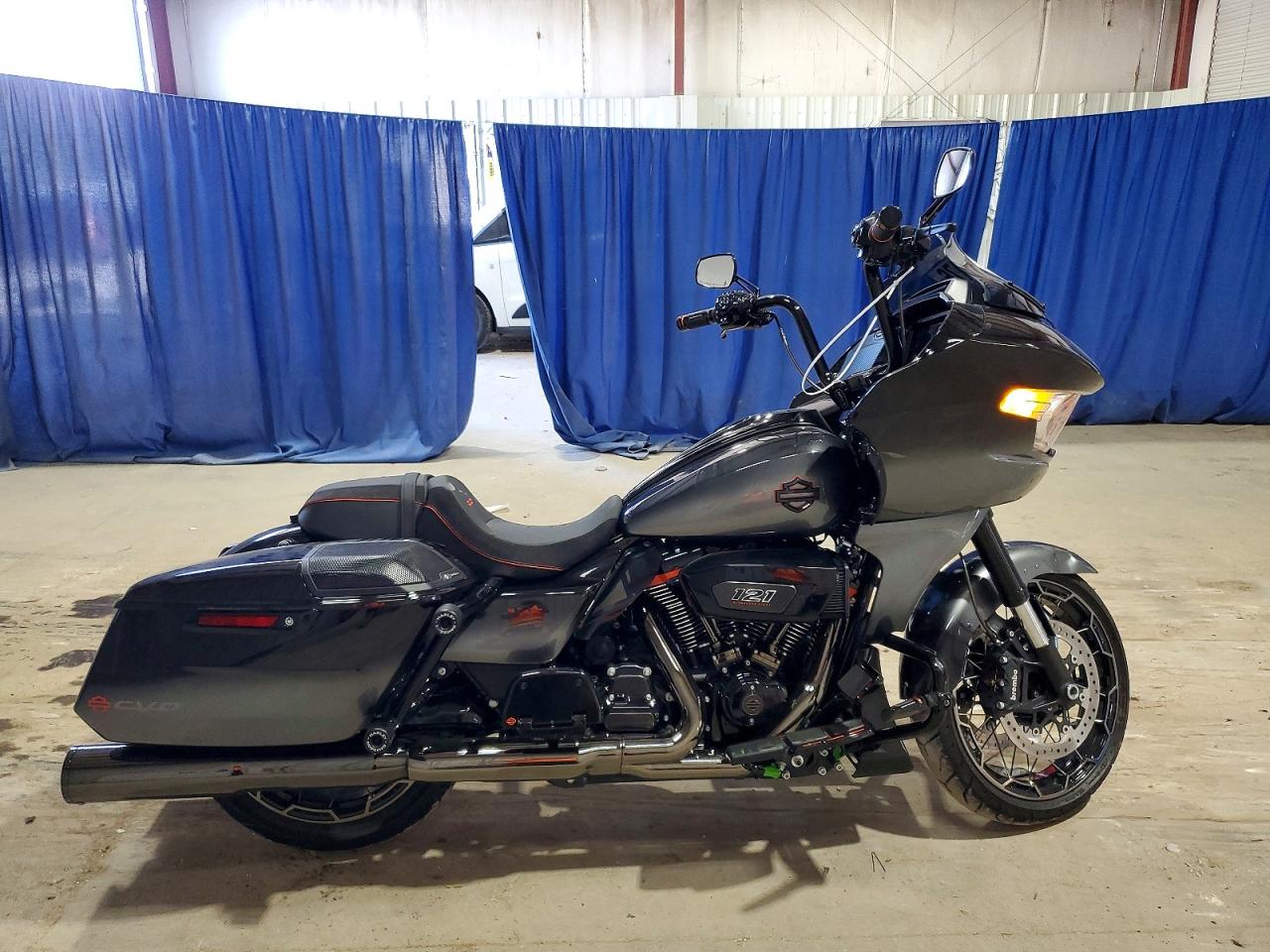 2025 Harley-Davidson Electra Glide VIN 1HD1TC619SB958976 — COPART salvage auction photo