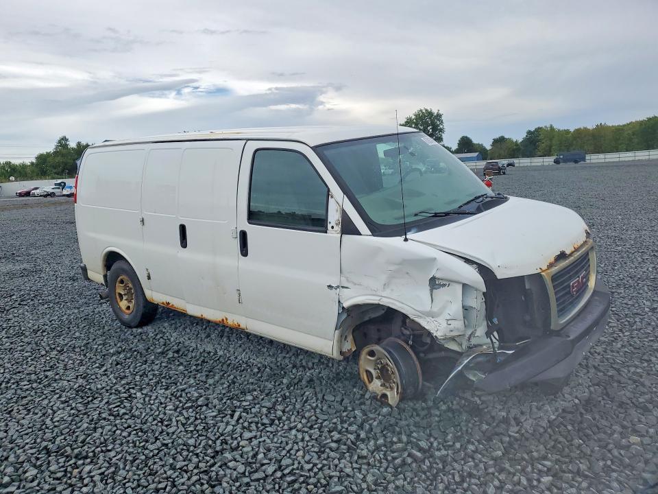 2015 Gmc Savana VIN 1GTW7FCF0F1277193 COPART salvage auction — FRONT END, OH - CERT OF TITLE-SALVAGE, sold $125 on 2026-09-23 (photo 4)