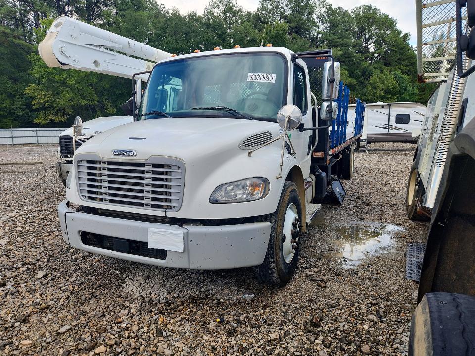 2017 Freightliner M2 VIN 1FVACXDT9HHJF1568 — COPART salvage auction photo