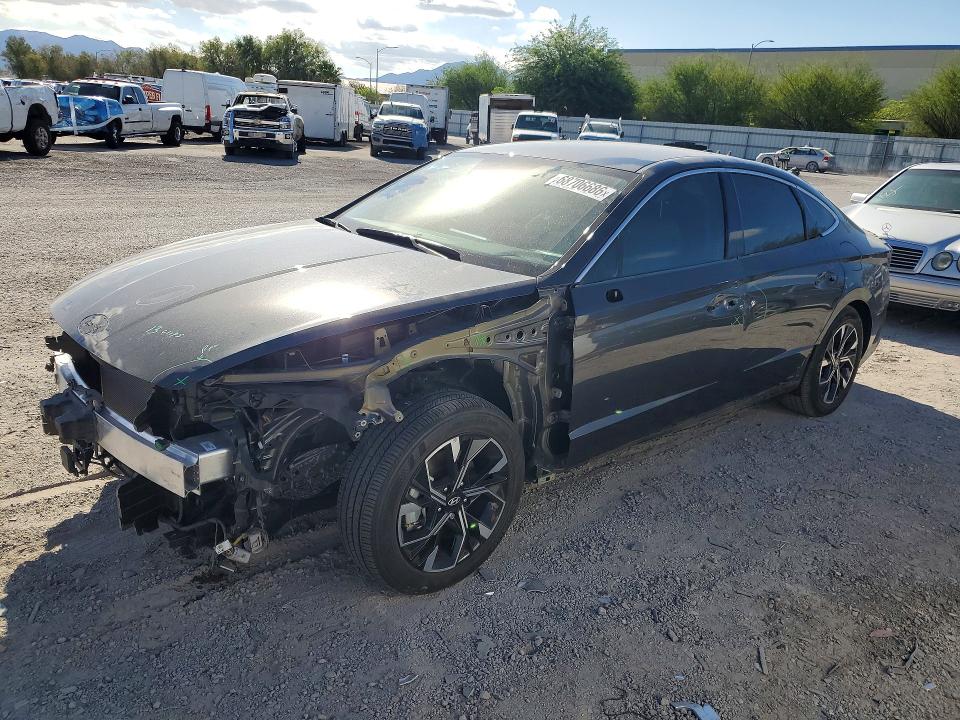 2025 Hyundai Sonata VIN KMHL64JA4SA504666 — COPART salvage auction photo