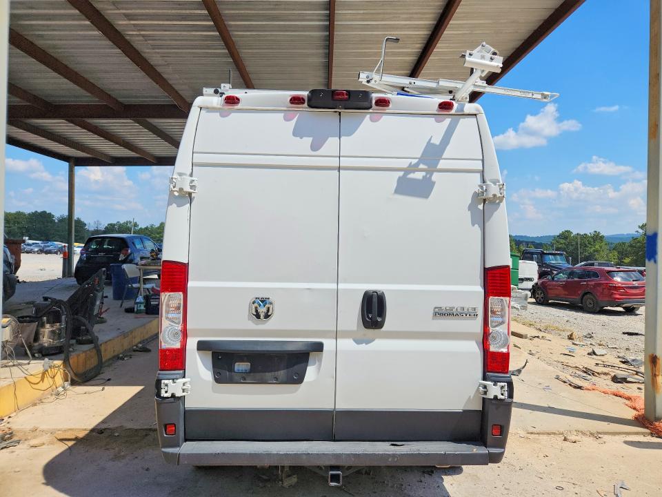 2023 Ram Promaster 2500 VIN 3C6LRVCG6PE547114 COPART salvage auction — MINOR DENT/SCRATCHES, FL - CERTIFICATE OF TITLE, sold $9,000 on 2026-09-18 (photo 6)