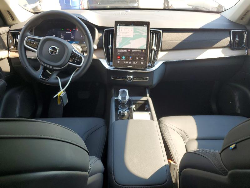 2025 Volvo Xc90 plus VIN YV4062PB9S1368429 COPART salvage auction — MINOR DENT/SCRATCHES, CT, sold $22,600 on 2026-10-01 (photo 8)