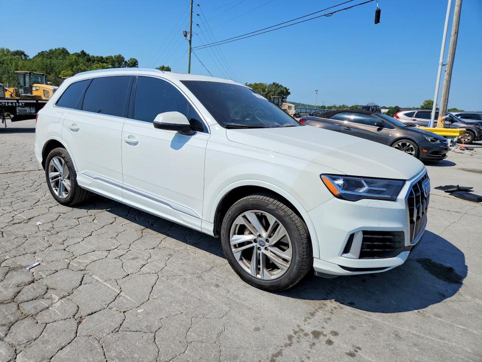 2020 Audi Q7 VIN WA1AXAF78LD010177 COPART salvage auction — MINOR DENT/SCRATCHES, MT - CERTIFICATE OF TITLE (P), sold $13,500 on 2026-09-23 (photo 4)