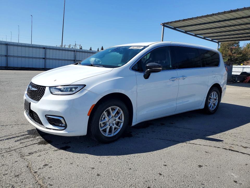 2026 Chrysler Pacifica VIN 2C4RC1BG6TR172171 — COPART salvage auction photo