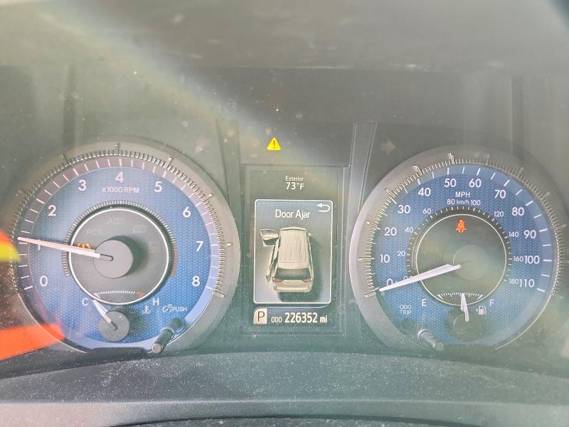 2018 Toyota Sienna VIN 5TDKZ3DC9JS938873 COPART salvage auction — REAR END, OH - CERTIFICATE OF TITLE (P), sold $7,700 on 2026-10-06 (photo 9)