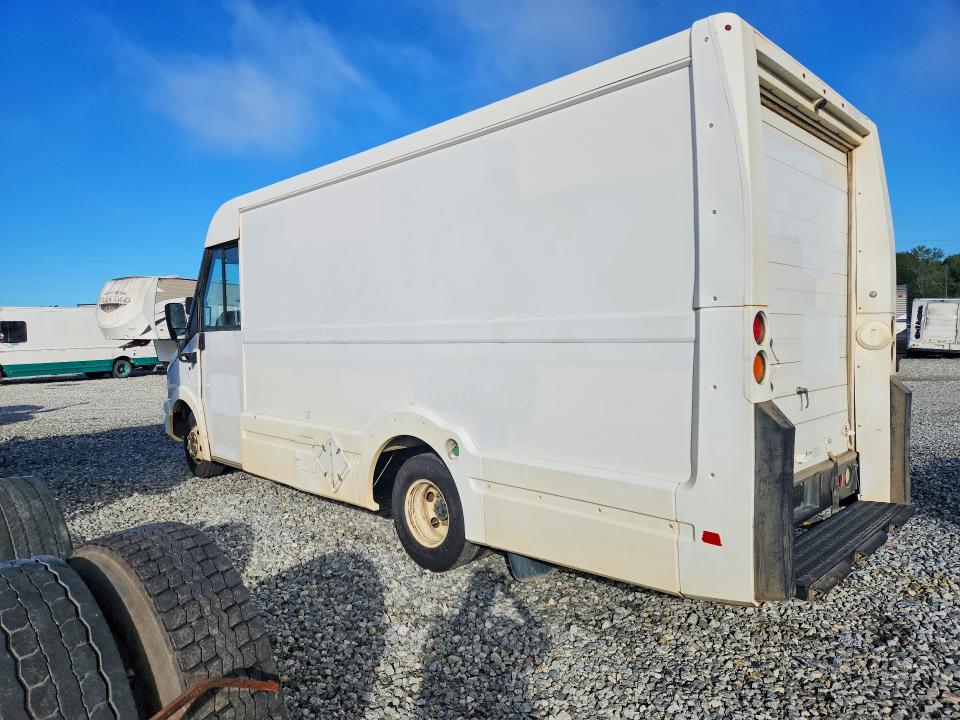2018 Isuzu Reach VIN JALB4T178J7W00282 COPART salvage auction — NORMAL WEAR, GA - CERTIFICATE OF TITLE (P), sold $3,500 on 2026-09-26 (photo 2)