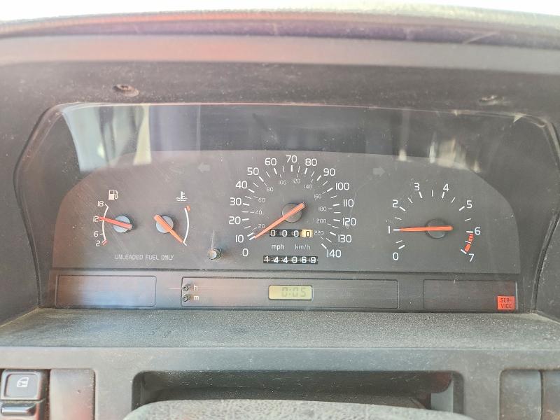 1996 Volvo 850 VIN YV1LS5515T1285907 COPART salvage auction — FRONT END, TX - SALVAGE VEHICLE TITLE, sold $150 on 2026-09-22 (photo 9)