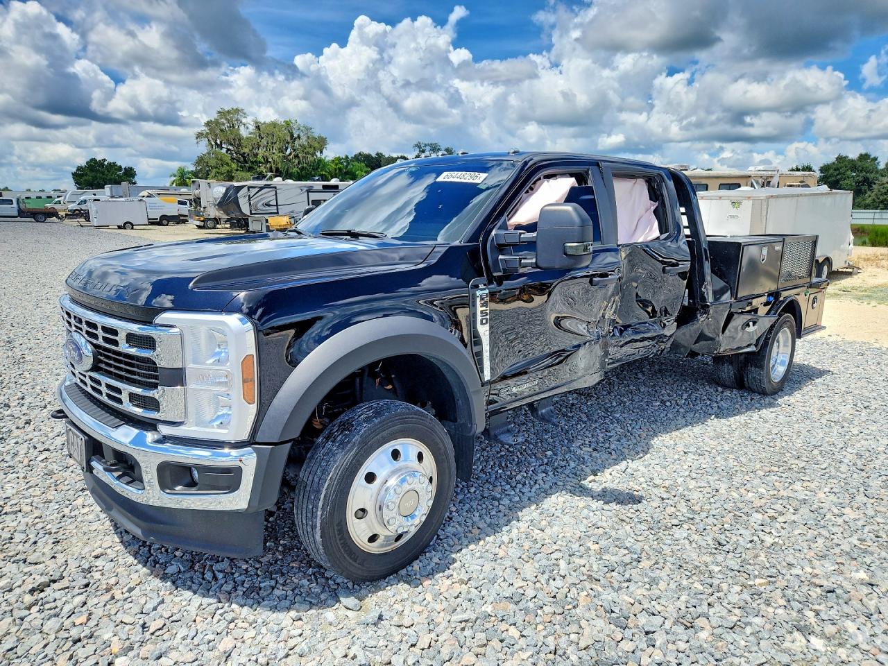 2025 Ford F-450 Super Duty VIN 1FD0W4HT9SEC21859 — COPART salvage auction photo