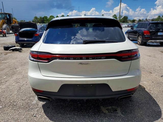 2021 Porsche Macan VIN WP1AA2A53MLB15055 COPART salvage auction — FRONT END, FL, sold $11,000 on 2026-10-09 (photo 6)