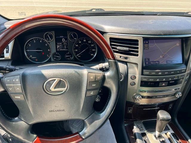 2013 Lexus Lx VIN JTJHY7AX3D4130026 COPART salvage auction — MINOR DENT/SCRATCHES, Salvage Title, sold $17,400 on 2026-09-17 (photo 7)