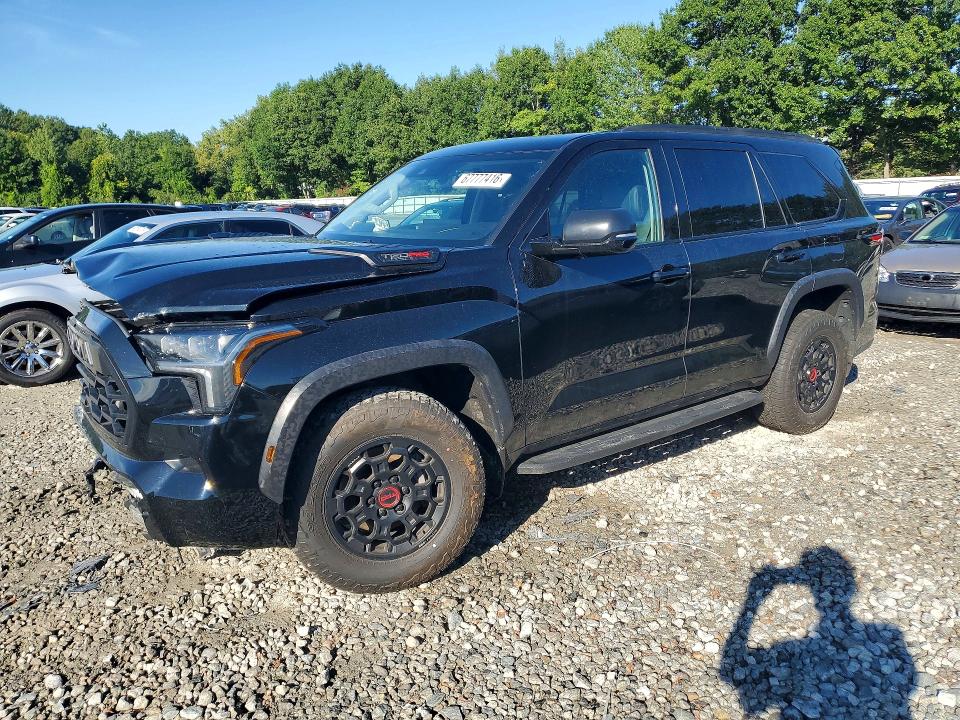 2023 Toyota Sequoia VIN 7SVAAABA0PX013464 — COPART salvage auction photo