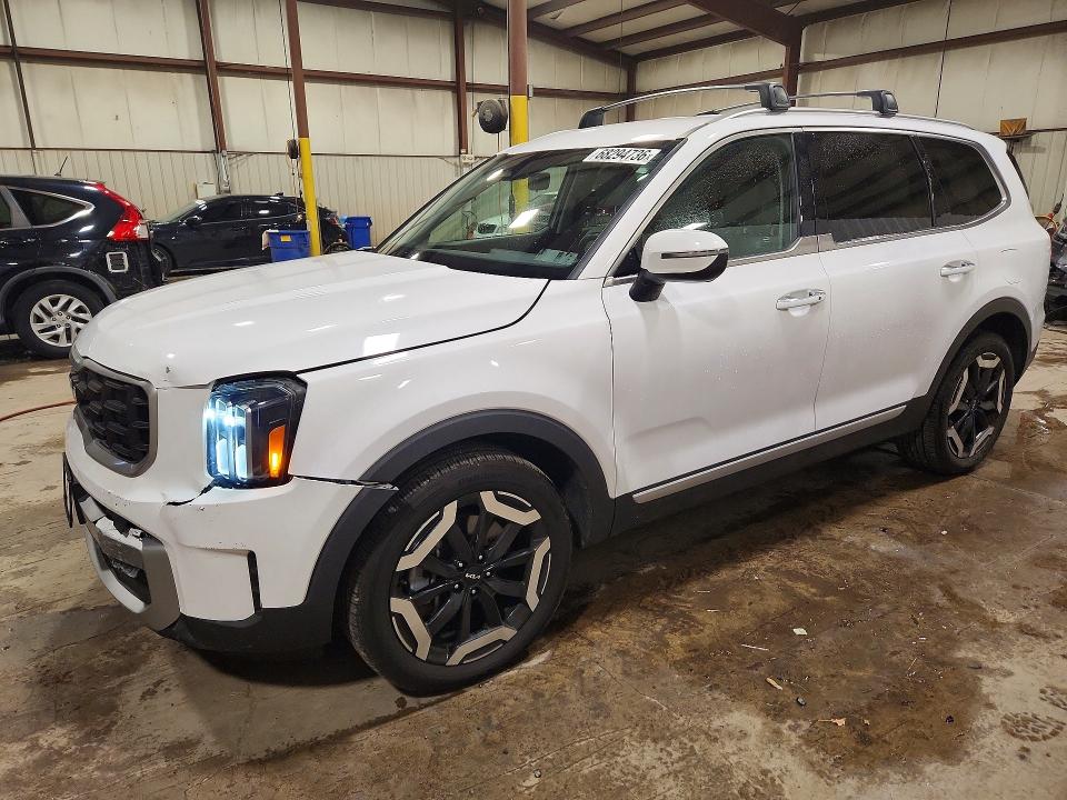 2023 Kia Telluride VIN 5XYP6DGC9PG358237 — COPART salvage auction photo