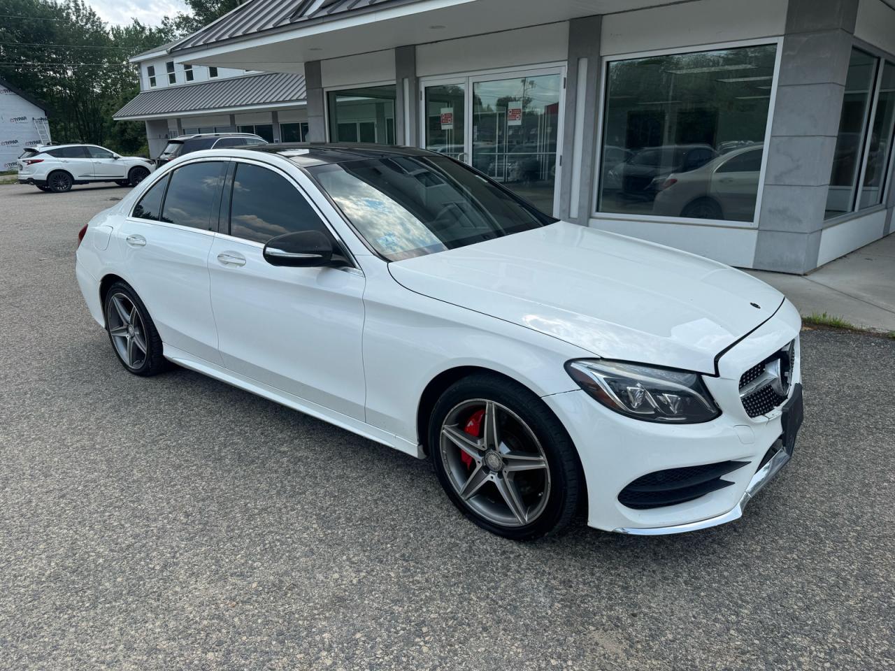 2015 Mercedes-Benz C-Class VIN 55SWF4KB9FU000313 — COPART salvage auction photo