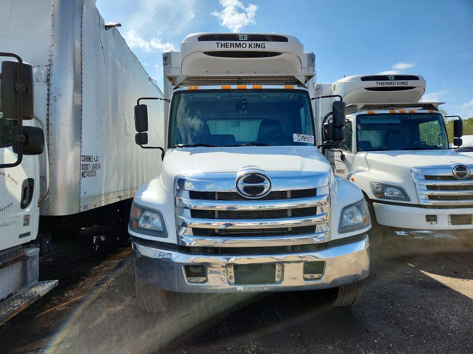 2020 Hino 258/268 VIN 5PVNJ8JM3L5S51203 COPART salvage auction — NORMAL WEAR, IL - CERTIFICATE OF TITLE, sold $8,600 on 2026-09-17 (photo 5)