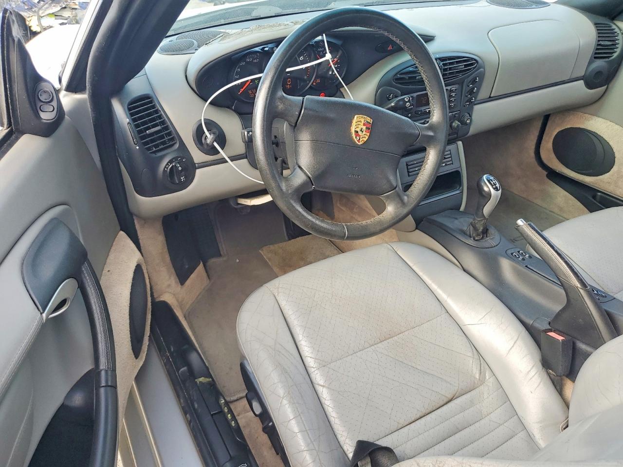 2000 Porsche Boxster VIN WP0CA2984YU625438 COPART salvage auction — Front End, SC - CERT OF TITLE-SALVAGE, sold $3,396 on 2026-10-04 (photo 8)