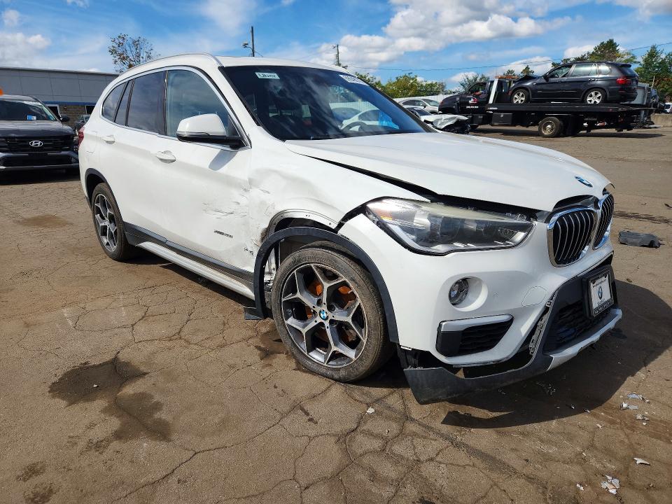 2016 BMW X1 VIN WBXHT3C33GP881167 COPART salvage auction — SIDE, CT, sold $2,050 on 2026-10-13 (photo 4)