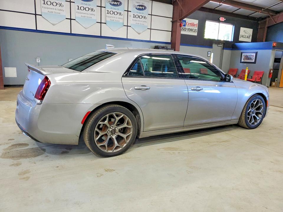 2018 Chrysler 300 VIN 2C3CCABG1JH266794 COPART salvage auction — MINOR DENT/SCRATCHES, Mi - Certificate Of Title (P), sold $0 on 2026-09-24 (photo 3)