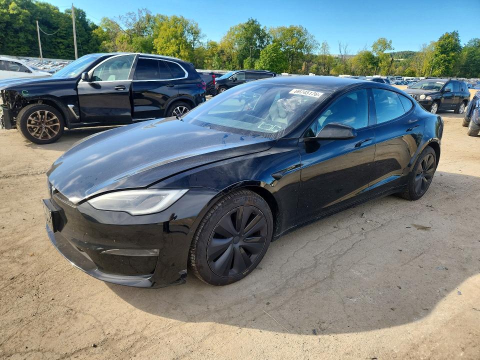 2022 Tesla Model s VIN 5YJSA1E53NF490233 — COPART salvage auction photo