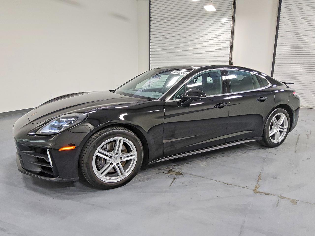 2025 Porsche Panamera VIN WP0AA2YA0SL000821 — COPART salvage auction photo
