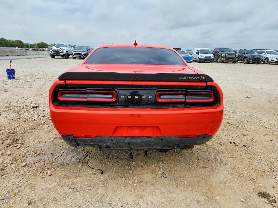 2023 Dodge Challenger VIN 2C3CDZFJ1PH688512 COPART salvage auction — UNDERCARRIAGE, Tx - Certificate Of Title, sold $9,300 on 2026-10-15 (photo 6)