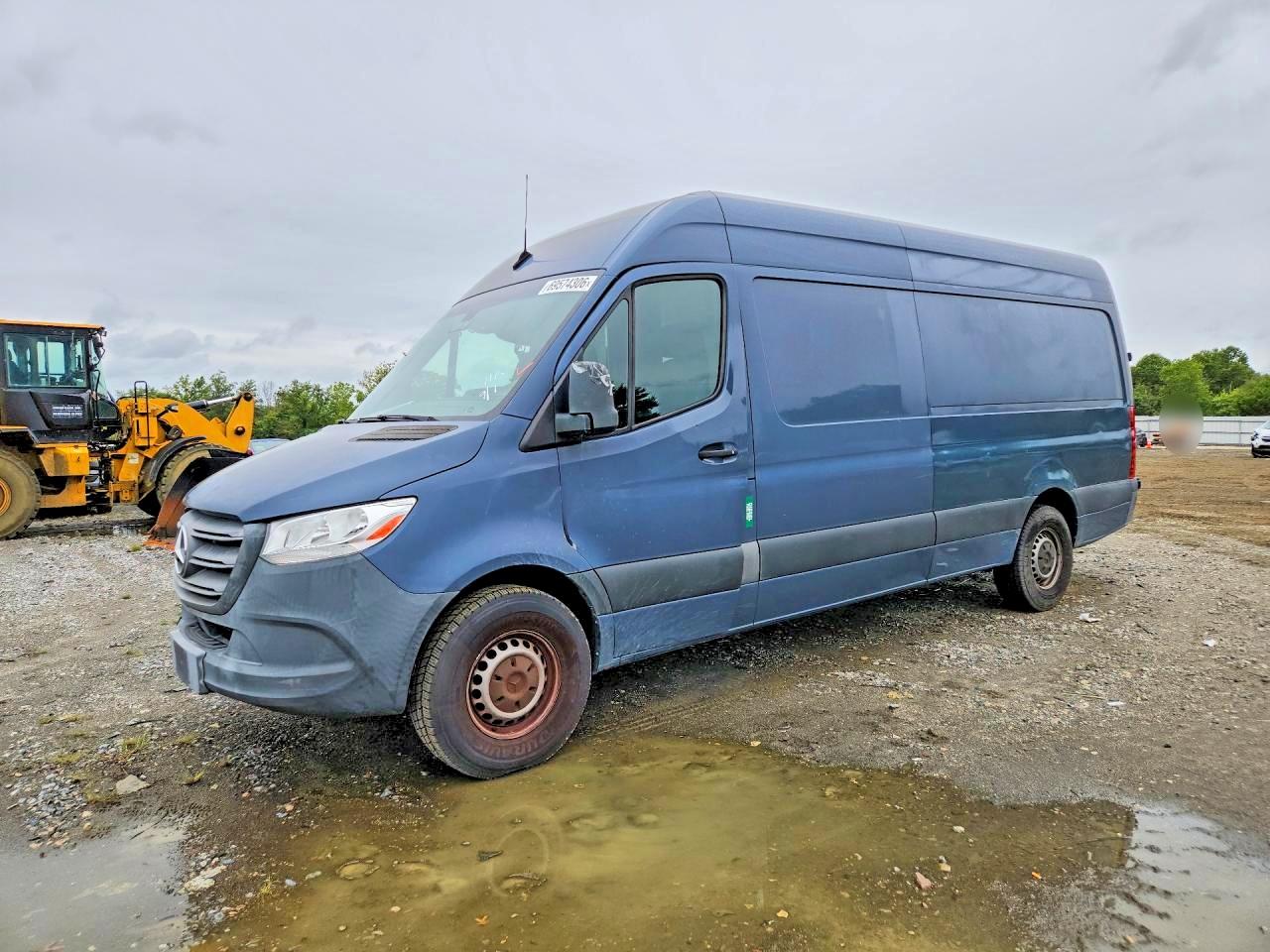 2019 Mercedes-Benz Sprinter VIN WD4PF1CDXKP133060 — COPART salvage auction photo