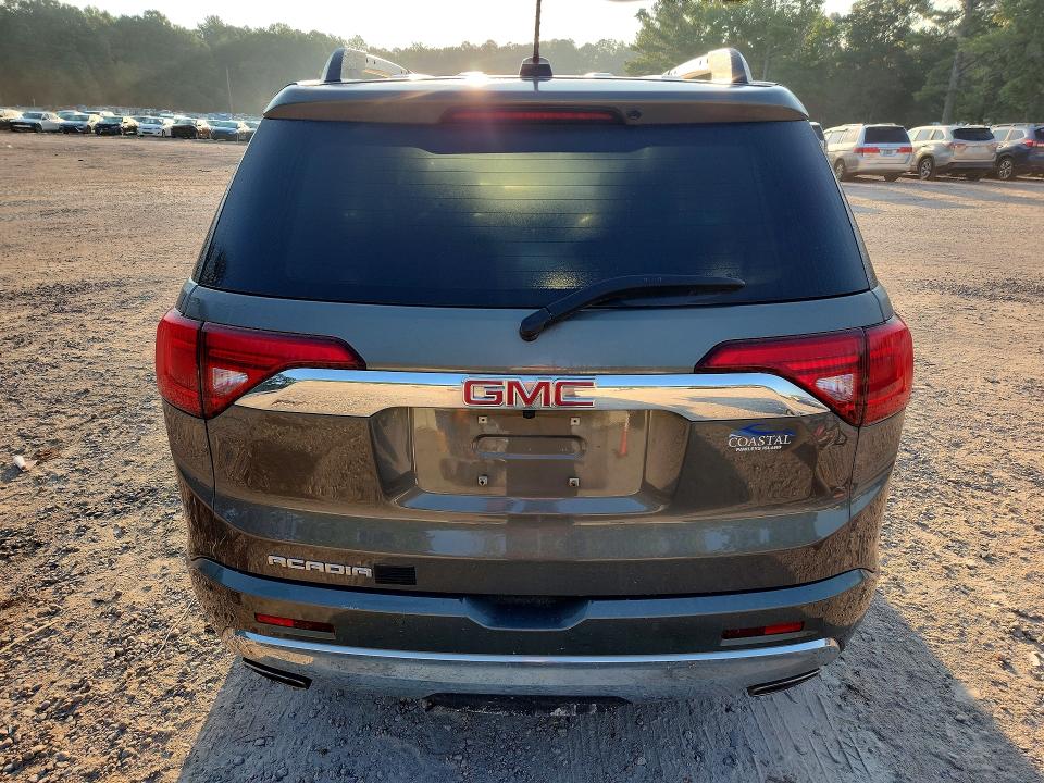 2018 Gmc Acadia VIN 1GKKNPLS3JZ180625 COPART salvage auction — MINOR DENT/SCRATCHES, SC - DEALER ONLY CLEAN TITLE, sold $4,450 on 2026-10-07 (photo 6)