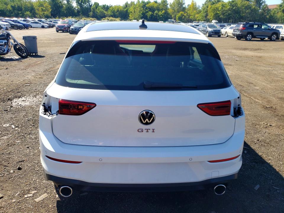 2024 Volkswagen Gti VIN WVW2A7CD5RW224064 COPART salvage auction — SIDE, Salvage Title, sold $13,500 on 2026-10-02 (photo 6)