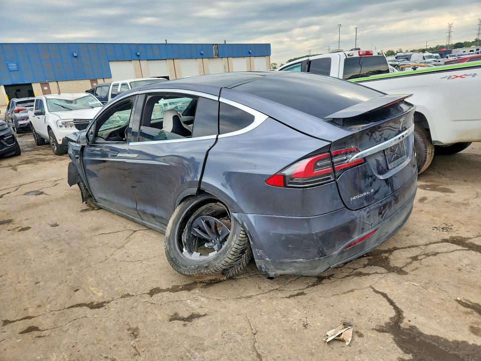 2018 Tesla Model X VIN 5YJXCAE28JF101280 COPART salvage auction — FRONT END, Mi - Dealer Only Clean Title, sold $2,200 on 2026-09-30 (photo 2)