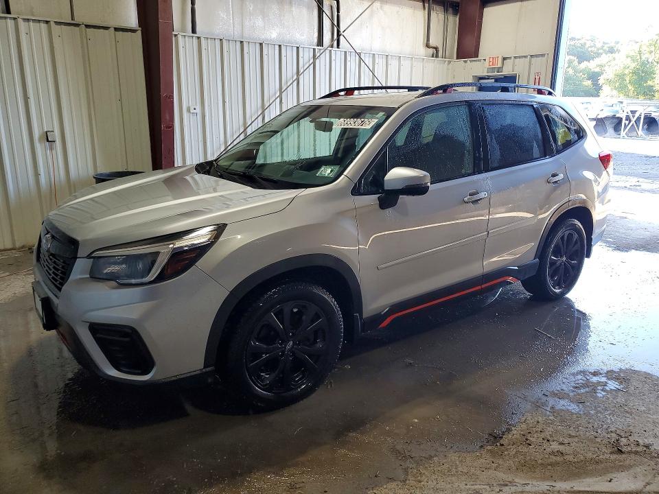 2021 Subaru Forester VIN JF2SKALC1MH521915 COPART salvage auction — MINOR DENT/SCRATCHES, Pa - Cert Of Title (P), sold $0 on 2026-09-30 (photo 1)