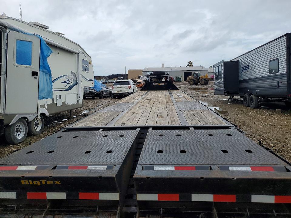 2026 Big tex Unknown VIN 16V3F4823T6434363 COPART salvage auction — NORMAL WEAR, TN - DEALER ONLY CLEAN TITLE (P), sold $6,700 on 2026-09-18 (photo 3)