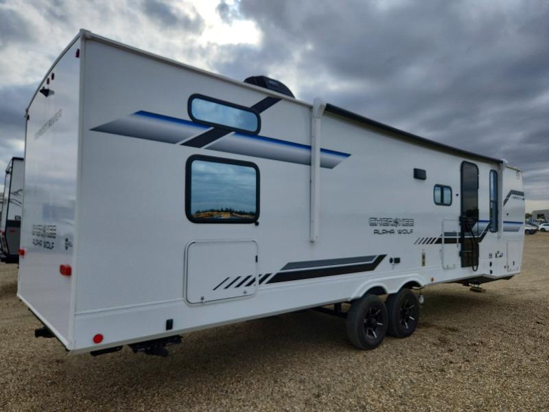 2026 Foresriver VIN 5ZT2CKTB8T2017404 COPART salvage auction — NORMAL WEAR, AB - BOS - ACTIVE, sold $18,300 on 2026-10-22 (photo 4)