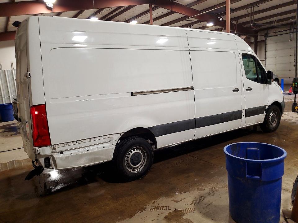 2023 Mercedes-benz Sprinter VIN W1Y4NCHY7PT125595 COPART salvage auction — REAR END, PA - CERT OF SALV-R=RECONSTRUCTED, sold $14,400 on 2026-10-06 (photo 3)
