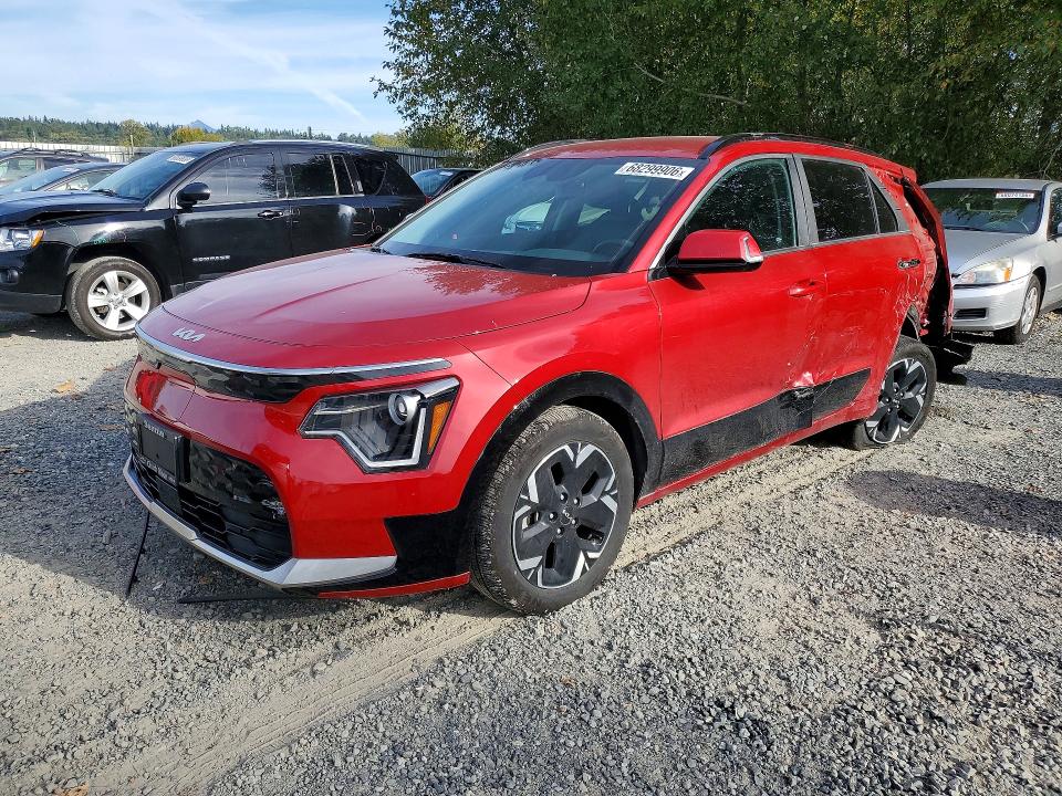 2024 Kia Niro VIN KNDCR3L13R5092228 — COPART salvage auction photo