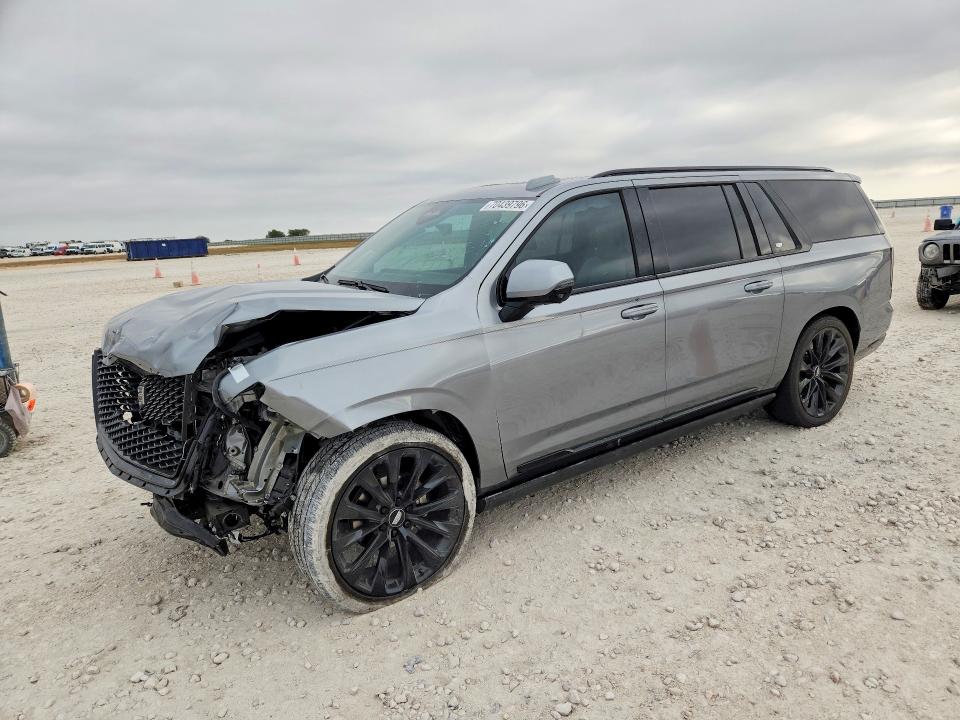 2025 Cadillac Escalade VIN 1GYS9RRL4SR299288 — COPART salvage auction photo