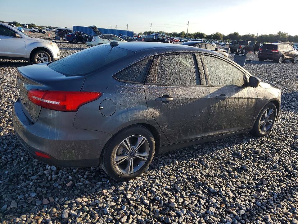 2016 Ford Focus VIN 1FADP3FE6GL393759 COPART salvage auction — MECHANICAL, FL - CERTIFICATE OF TITLE (P), sold $400 on 2026-09-22 (photo 3)