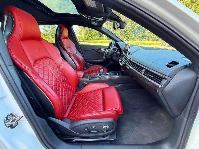 2019 Audi S4 VIN WAUC4AF41KA053138 COPART salvage auction — NORMAL WEAR, Ga - Certificate Of Title (P), sold $10,400 on 2026-09-29 (photo 5)