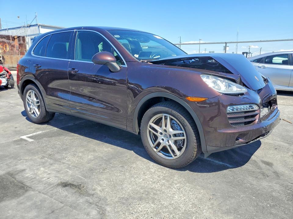2014 Porsche Cayenne VIN WP1AA2A26ELA05687 COPART salvage auction — FRONT END, Ca - Salvage Certificate, sold $1,500 on 2026-10-02 (photo 4)