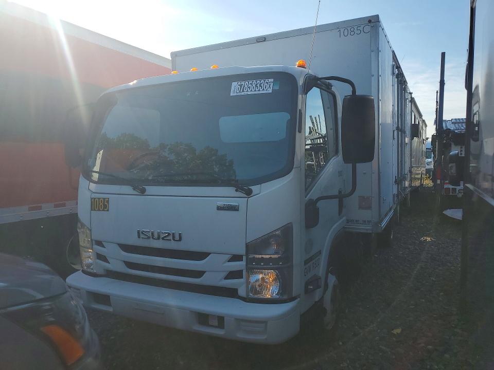 2020 Isuzu Npr VIN JALE5W167L7302053 COPART salvage auction — MINOR DENT/SCRATCHES, NJ - CERTIFICATE OF TITLE, sold $3,750 on 2026-09-17 (photo 1)