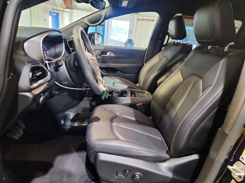 2027 Chrysler Pacifica VIN 2C4RC1BG2VR553681 COPART salvage auction — SIDE, VA - CERTIFICATE OF TITLE, sold $22,700 on 2026-09-16 (photo 7)