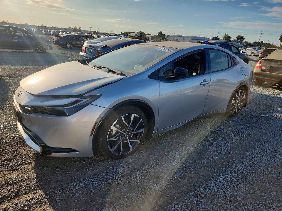 2026 Toyota Prius VIN JTDACACU1T3061764 — COPART salvage auction photo