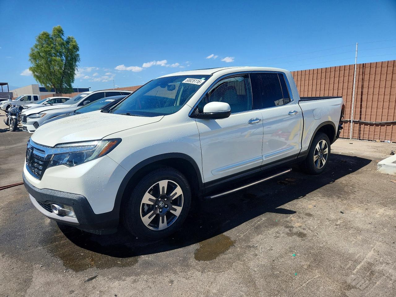 2017 Honda Ridgeline VIN 5FPYK3F77HB019135 — COPART salvage auction photo