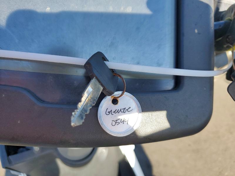 2016 Other Other goods VIN 58DGS1115GAV00544 COPART salvage auction — MINOR DENT/SCRATCHES, CA, sold $1 on 2026-09-21 (photo 8)
