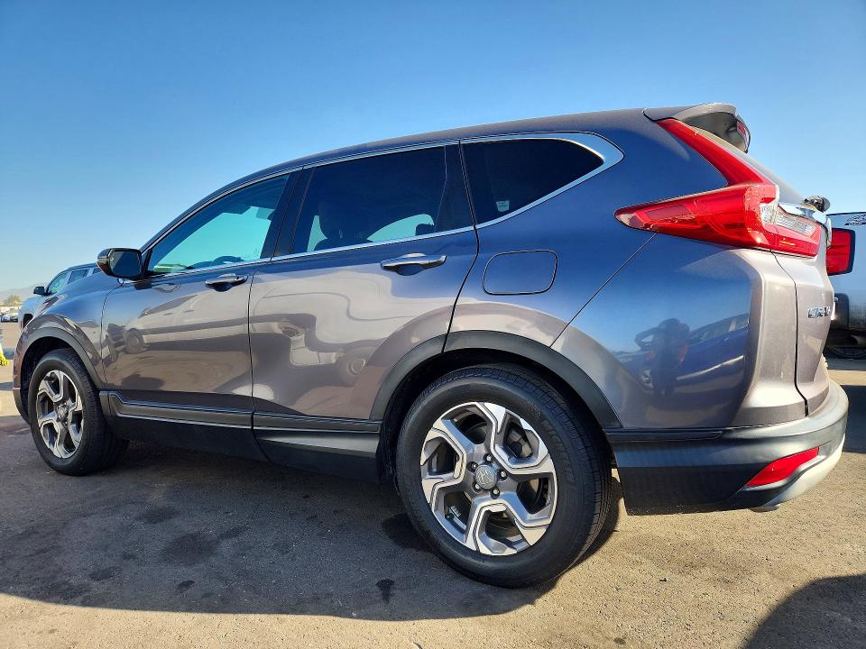 2017 Honda Cr-v VIN 7FARW1H5XHE010726 COPART salvage auction — MECHANICAL, CA - DIS/DLR/EXP ONLY CLEAN TITLE, sold $6,000 on 2026-10-07 (photo 2)