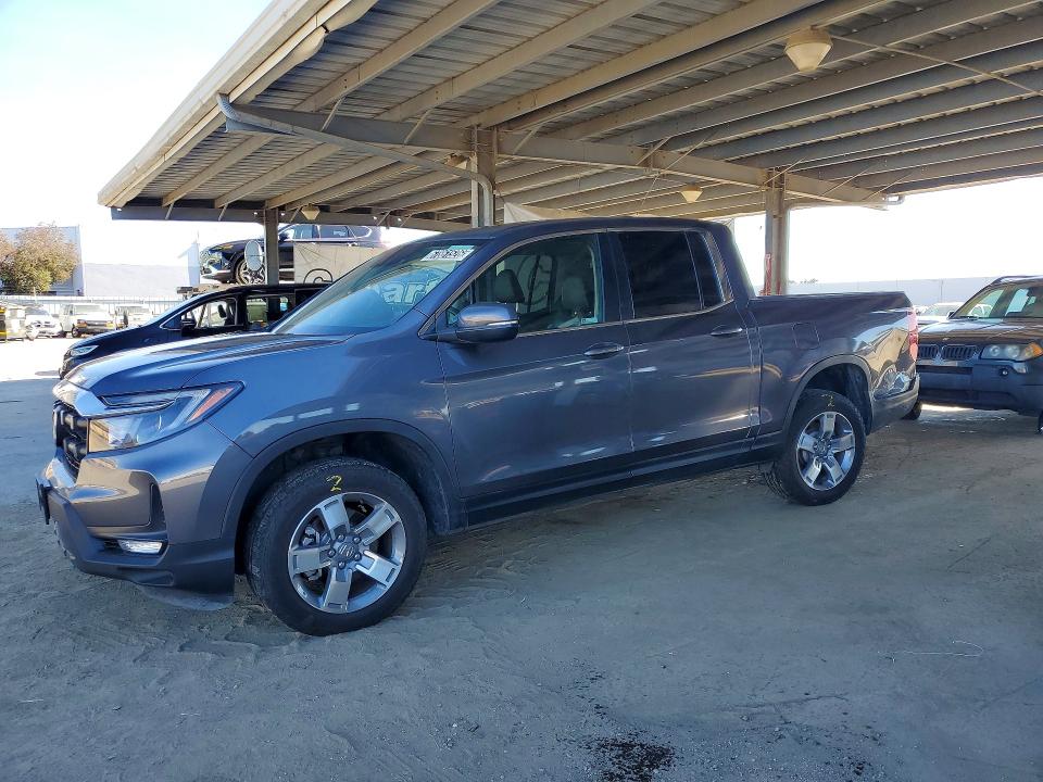 2025 Honda Ridgeline VIN 5FPYK3F56SB037633 — COPART salvage auction photo