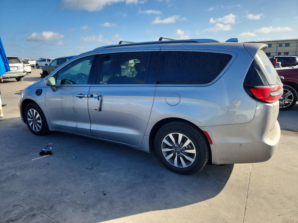 2021 Chrysler Pacifica VIN 2C4RC1L76MR594084 COPART salvage auction — Burn Interior, TX - CERTIFICATE OF TITLE, sold $10,400 on 2026-10-08 (photo 2)