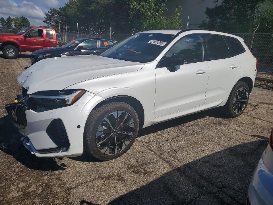 2026 Volvo Xc60 VIN YV4M12RC1T1464594 — COPART salvage auction photo