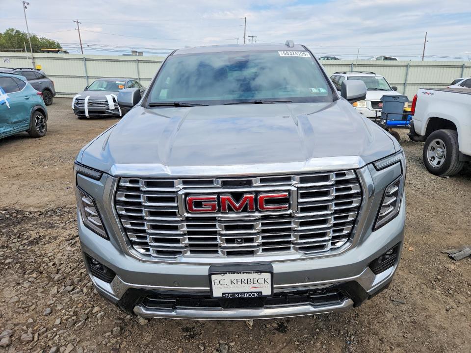 2026 Gmc Yukon VIN 1GKS2DKL2TR261376 COPART salvage auction — SIDE, Salvage Title, sold $50,500 on 2026-10-06 (photo 5)