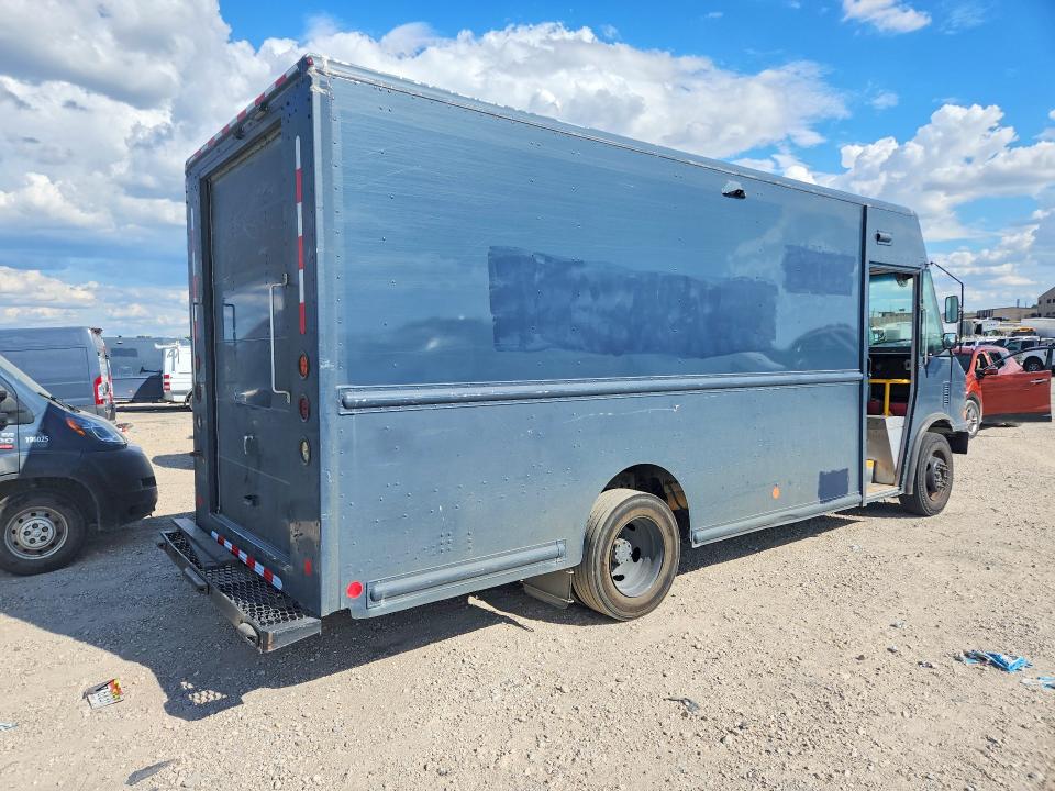2021 Ford F59 VIN 1F65F5KN5M0A01485 COPART salvage auction — MINOR DENT/SCRATCHES, TX - CERTIFICATE OF TITLE, sold $23,750 on 2026-09-15 (photo 3)