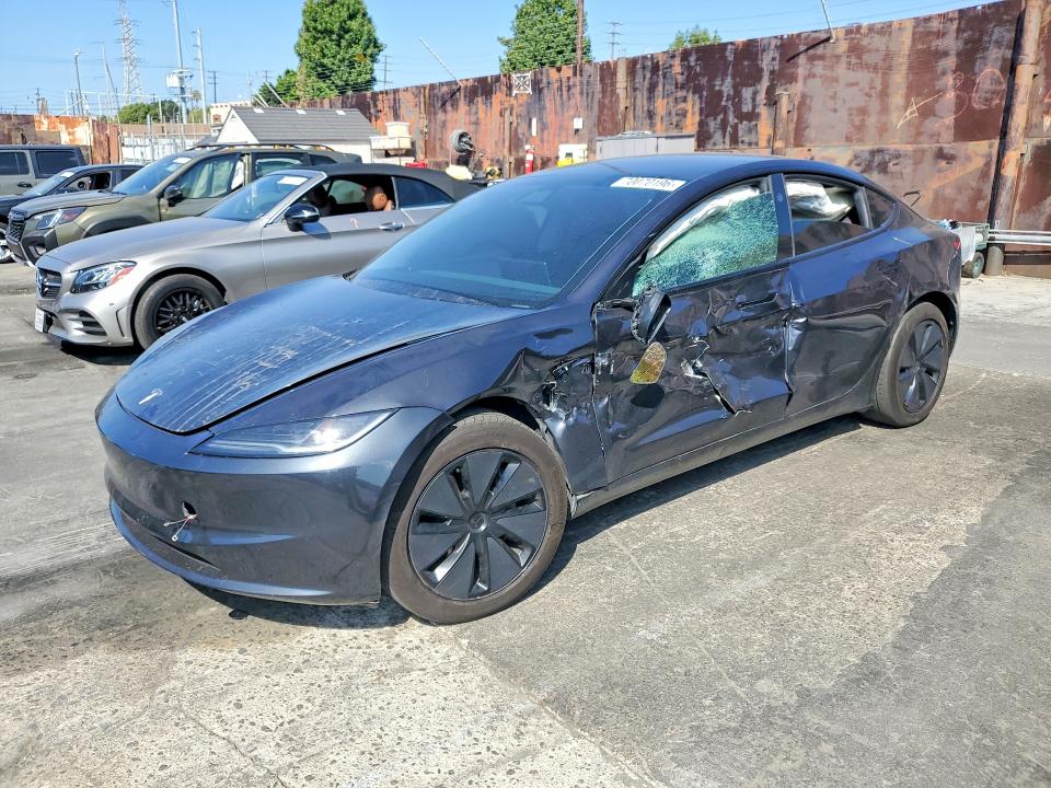 2025 Tesla Model 3 VIN 5YJ3E1EA1SF992028 — COPART salvage auction photo