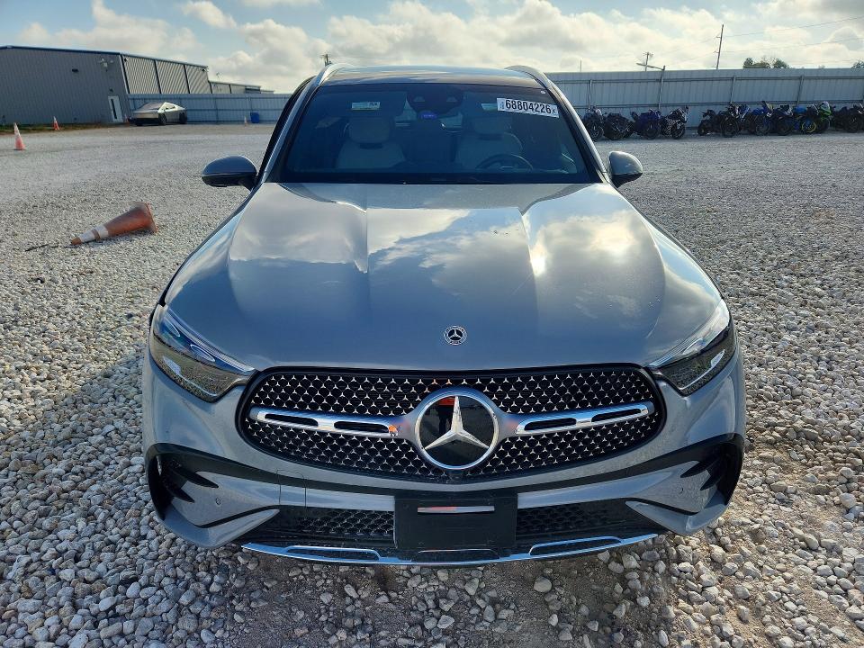 2026 Mercedes-benz Glc VIN W1NKM4GB7TF507452 COPART salvage auction — SIDE, Tx - Salvage Vehicle Title, sold $30,750 on 2026-10-01 (photo 5)